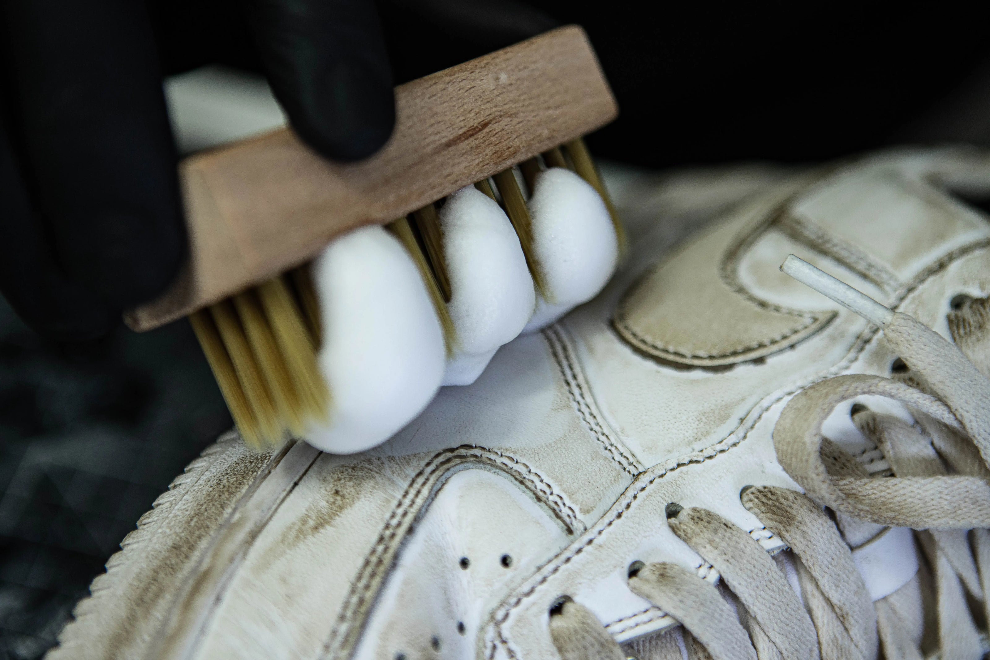 Nike Air Force Nettoyer Tache Chaussure Daim Tache Huile Tache